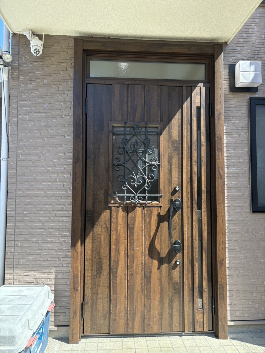 エコプロの玄関ドアリフォーム / 八王子市の施工後の写真1