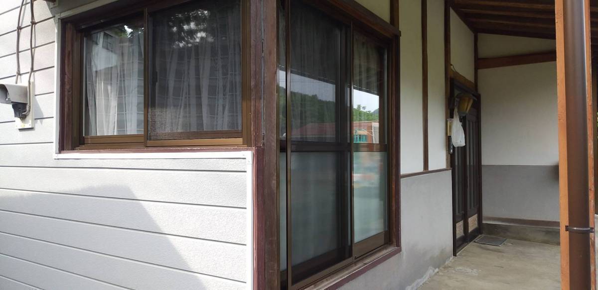 大成トーヨー住器のサッシ交換|内付RSⅡ(PG障子)|LIXIL|小田原市|の施工後の写真1
