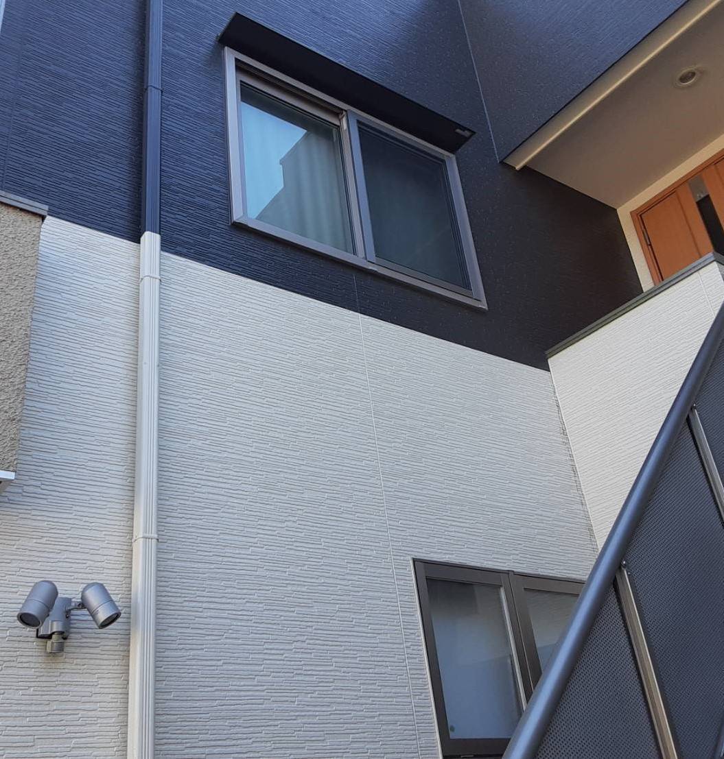 大成トーヨー住器の庇取付け|スリムアート|LIXIL|窓まわりのアクセント|日除け|小田原市|省エネ効果の施工後の写真1