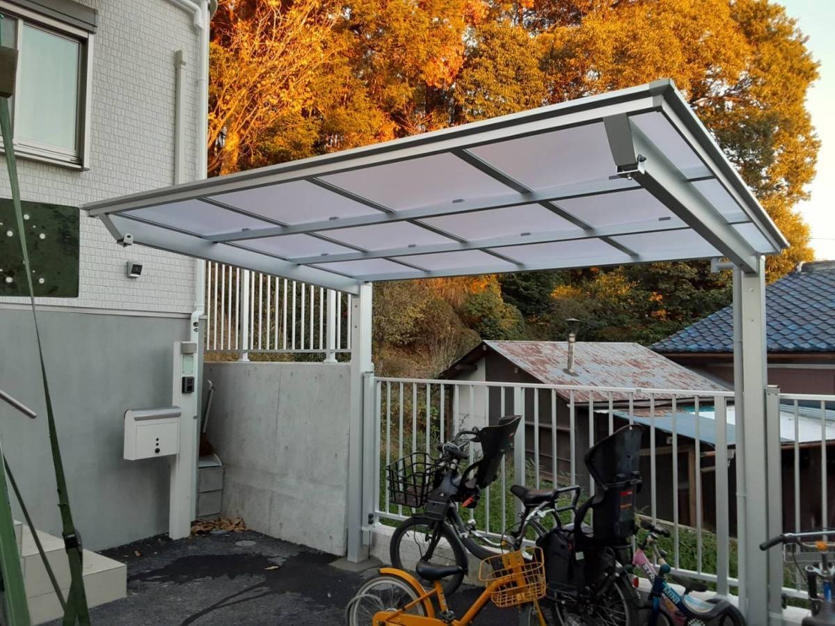 大成トーヨー住器のカーポート|サイクルポート|フーゴFミニ|LIXIL|小田原市|自転車置き場|の施工後の写真1