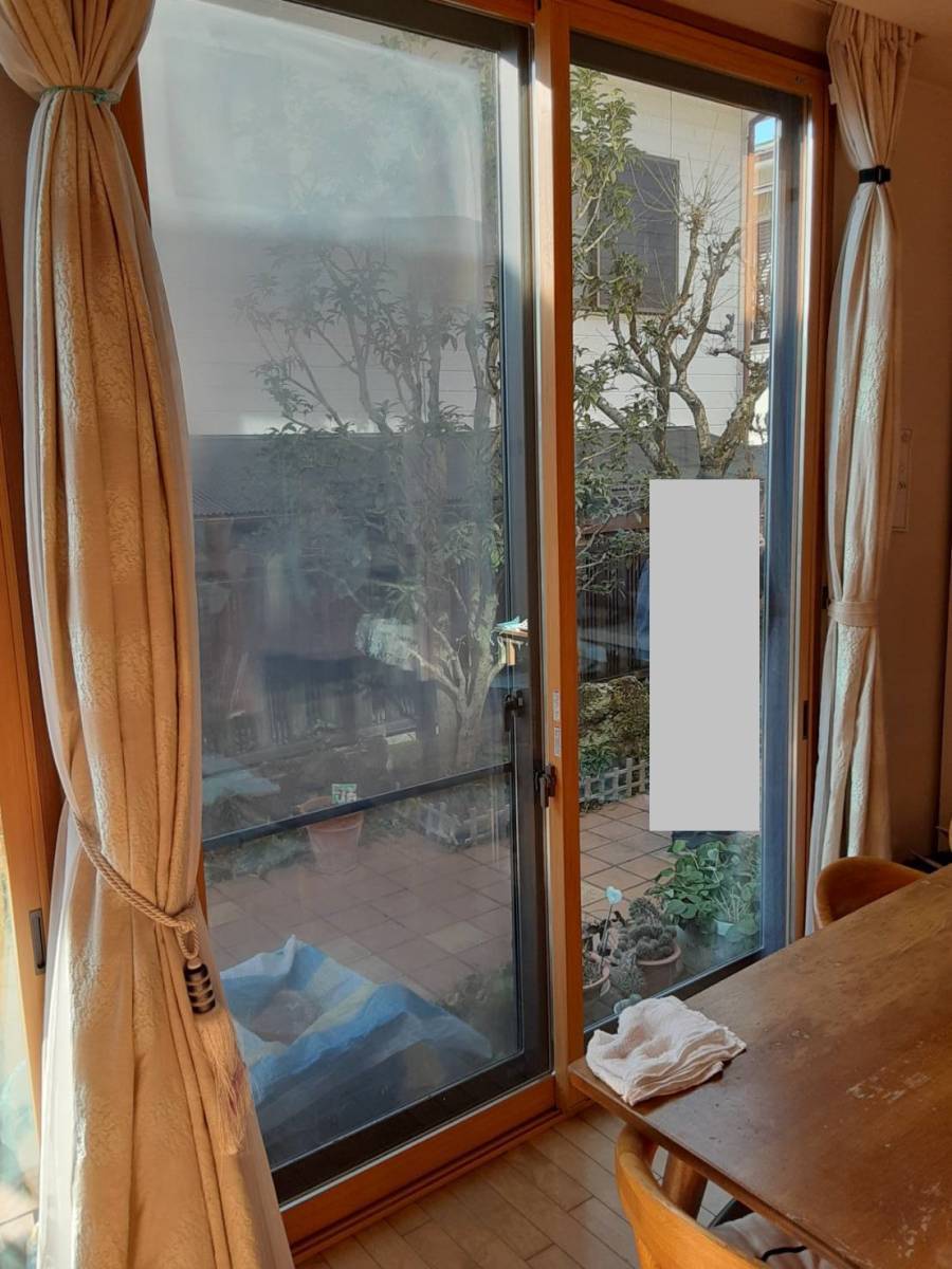 大成トーヨー住器の内窓取付け|インプラス|LIXIL|こどもエコすまい|先進的窓リノベ|補助金|小田原市|省エネ対策の施工後の写真1