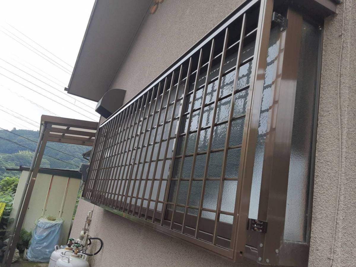 大成トーヨー住器の防犯対策|アルミ面格子|小田原市|面格子取付工事|かんたんリフォーム|の施工後の写真1