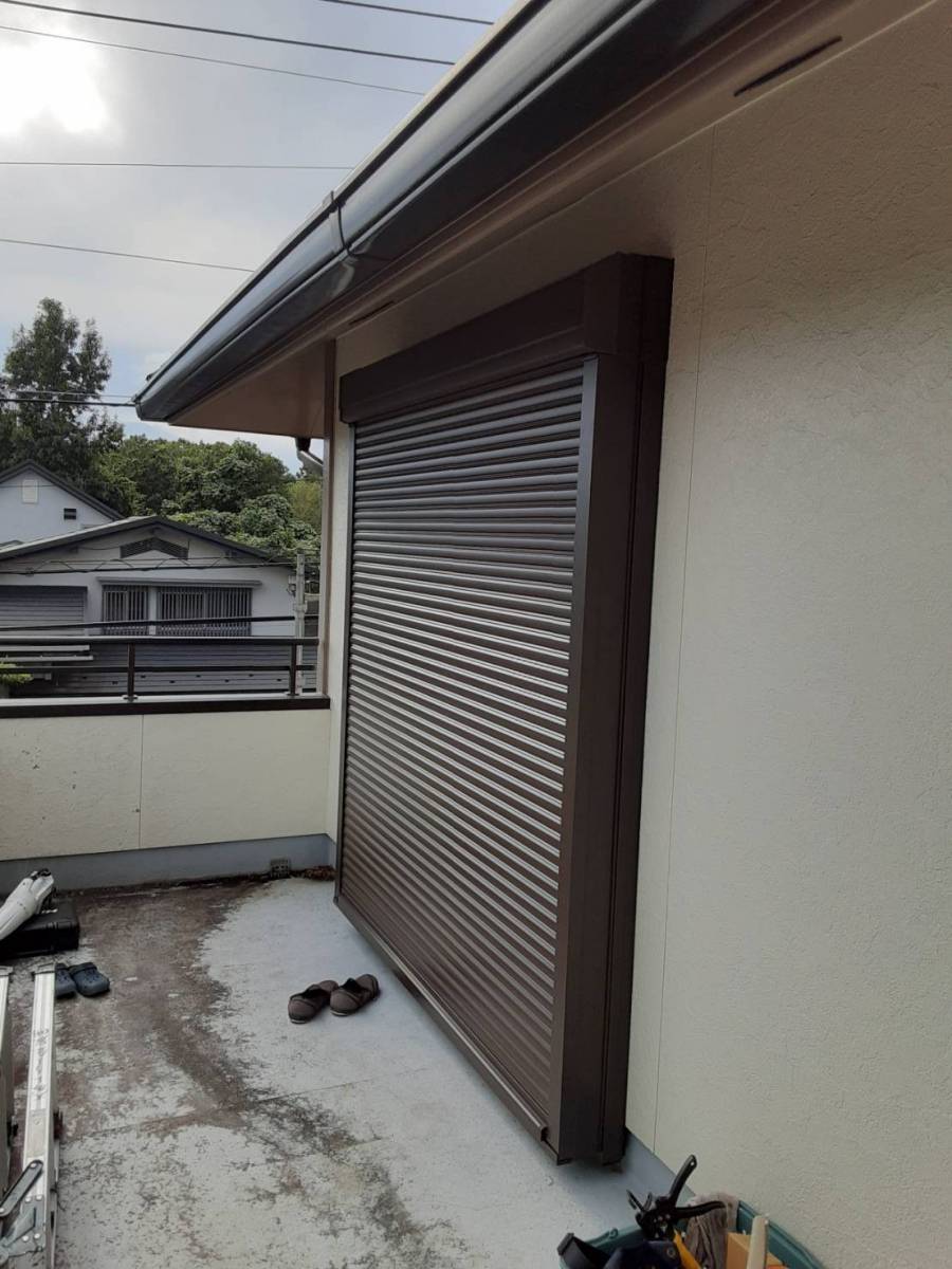 大成トーヨー住器のリフォームシャッター取付工事|台風対策|防犯対策|安心・快適生活|小田原市|の施工後の写真2