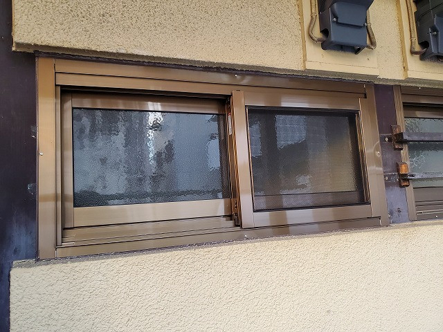 そうぶwindow&doorの【荒川区】窓リフォーム 木製サッシからアルミサッシへ交換の施工後の写真2