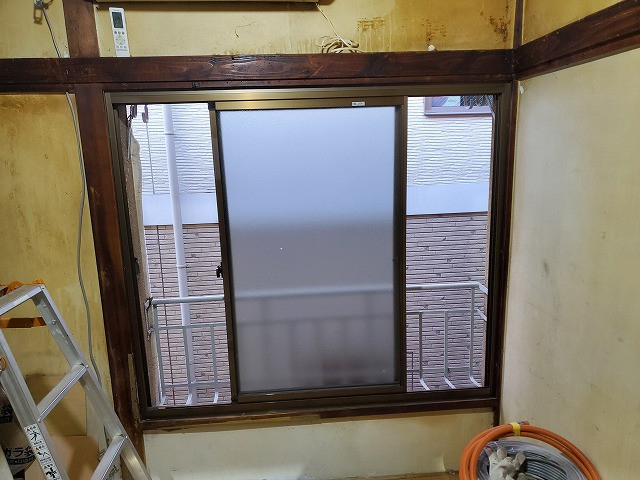 そうぶwindow&doorの【荒川区】窓リフォーム 木製サッシからアルミサッシへ交換の施工後の写真3
