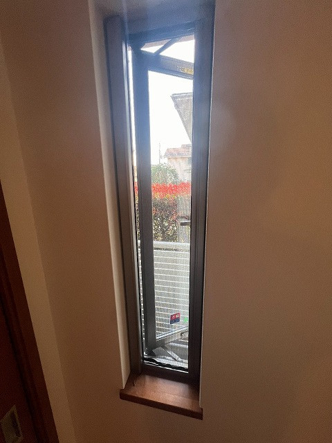 そうぶwindow&doorの【杉並区】LIXILデュオ ロール網戸交換工事 Roller screen replacementの施工前の写真2