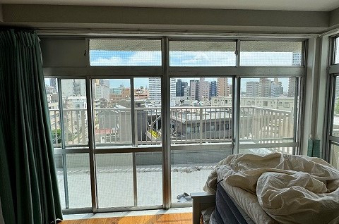 そうぶwindow&doorの【世田谷区】先進的窓リノベ補助金(rebate):655,000円 内窓(インプラス)取付工事の施工前の写真1