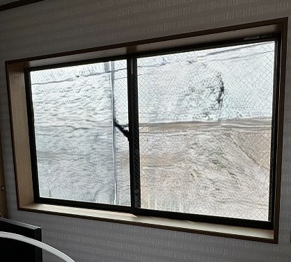 そうぶwindow&doorの【江戸川区】先進的窓リノベ補助金(rebate):434,000円 内窓(インプラス)取付工事の施工前の写真3