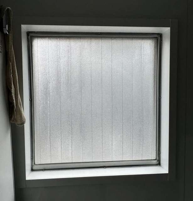 そうぶwindow&doorの【世田谷区】先進的窓リノベ補助金(subsidy):150,000円 内窓(インプラス)取付工事の施工前の写真3
