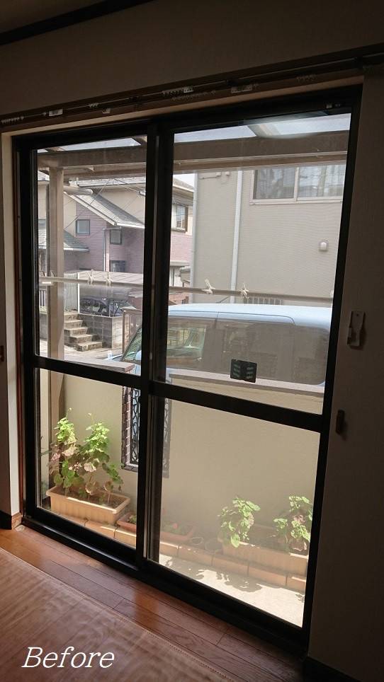 バンダイトーヨー住器の1dayリフォーム『LIXIL/内窓インプラス』の施工前の写真1
