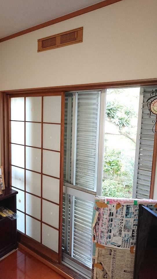 バンダイトーヨー住器の1dayリフォーム『LIXIL/内窓インプラス』の施工前の写真1