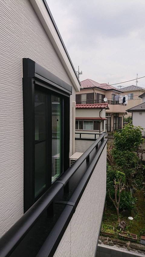 バンダイトーヨー住器の1dayリフォーム『LIXIL/リフォームシャッター』の施工後の写真2