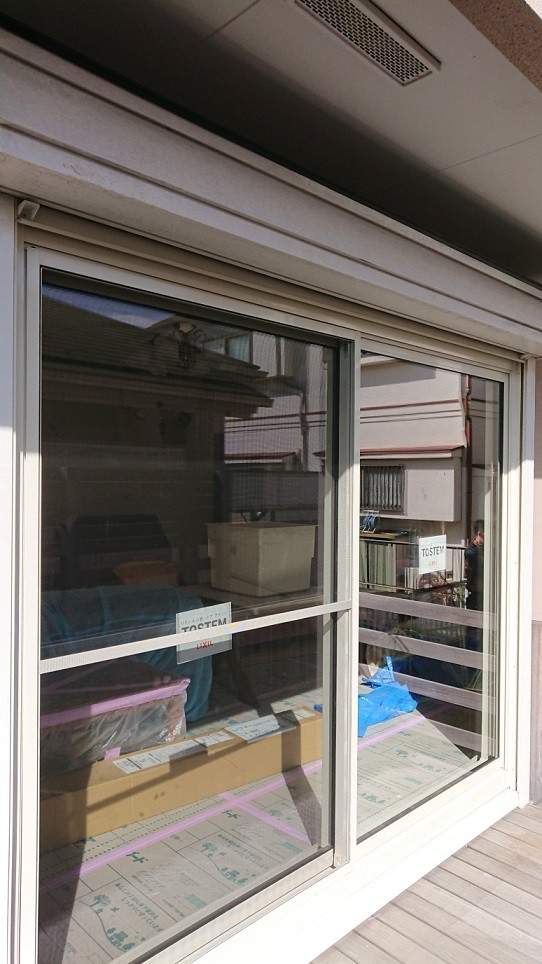 バンダイトーヨー住器の1dayリフォーム【LIXIL/リシェント勝手口ドア×リプラス】同時工事の施工後の写真3