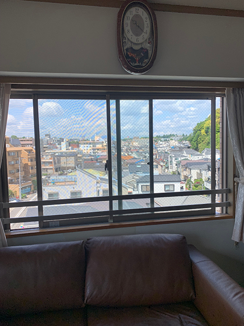 バンダイトーヨー住器の【横浜市】🐤1dayリフォーム🐸内窓設置:インプラスの取付工事を行いました。の施工前の写真1