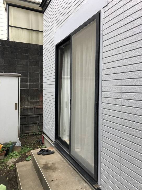 バンダイトーヨー住器の1dayリフォーム「リフォームシャッター」工事!の施工前の写真2