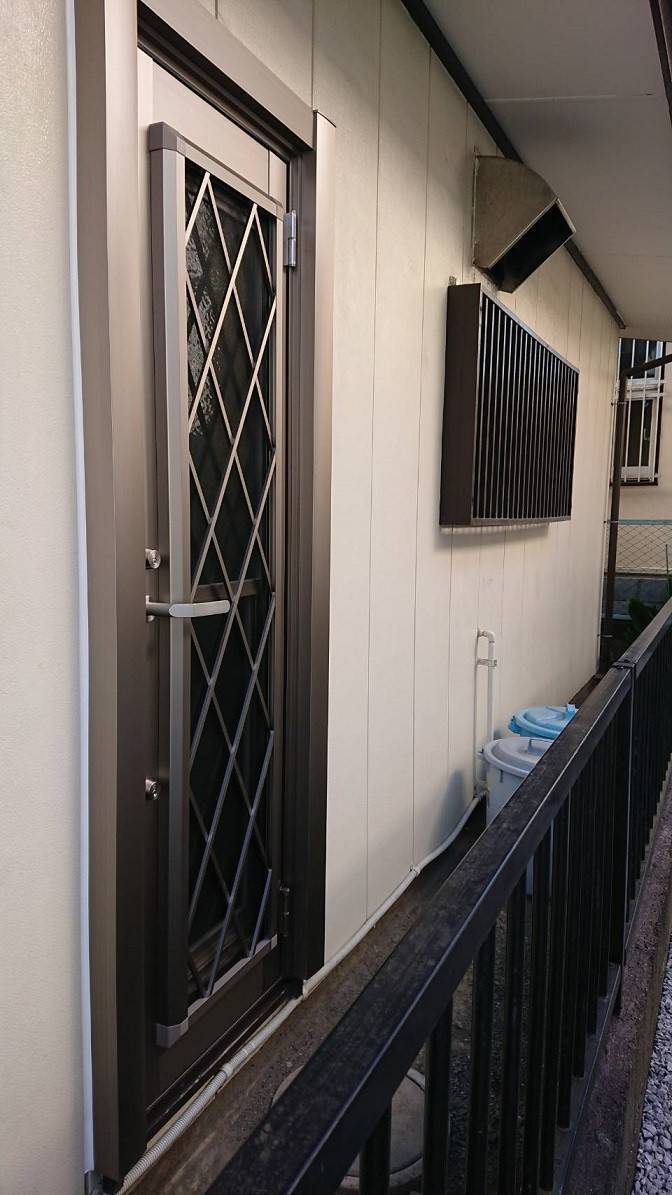 バンダイトーヨー住器の1dayリフォーム『リシェント3』『リシェント勝手口ドア』同時工事!!の施工後の写真2