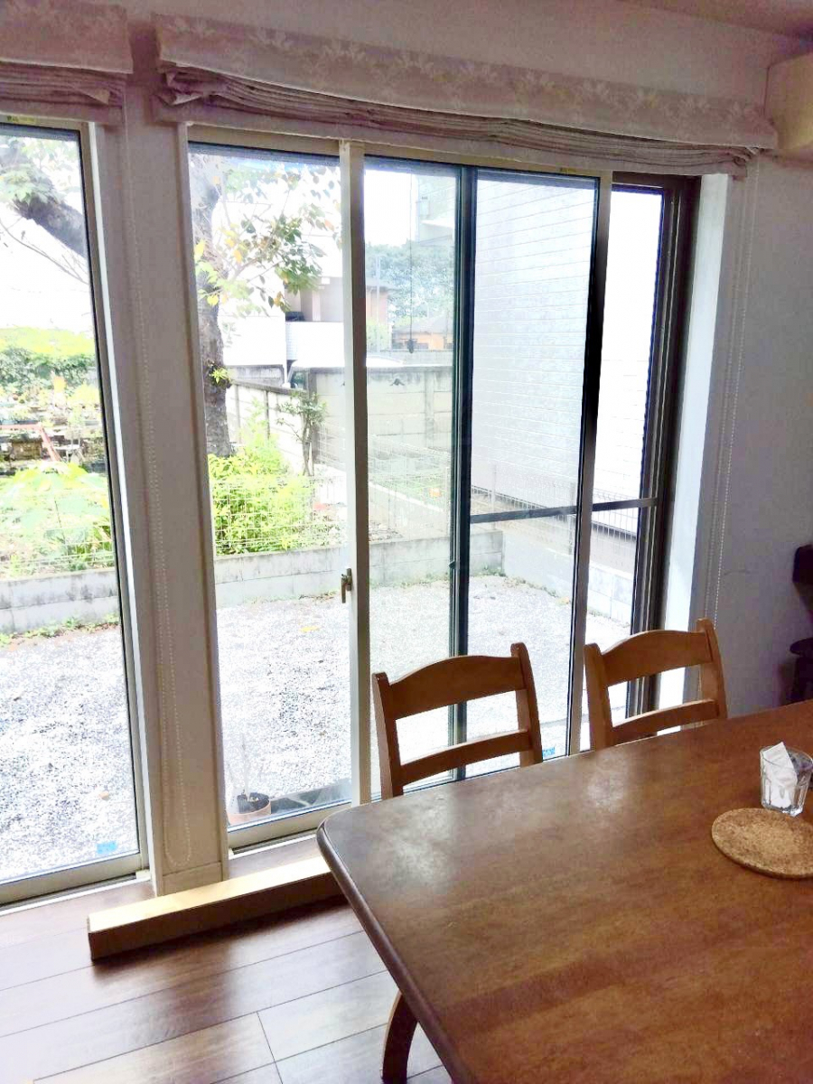 青梅トーヨー住器 青梅店のH様邸 窓リフォーム工事【☆補助金額168,000円!】の施工前の写真2