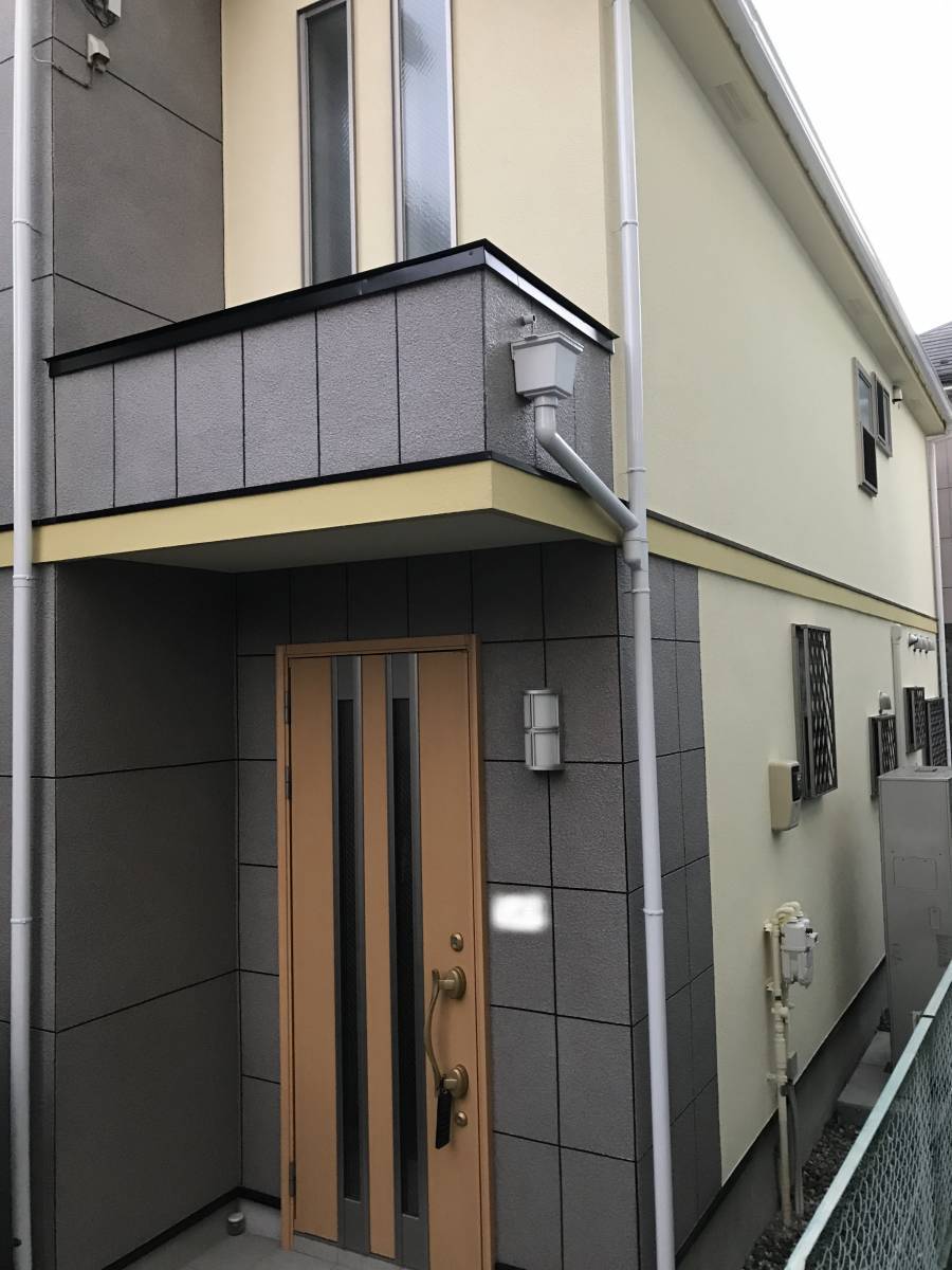 青梅トーヨー住器 青梅店の【外壁塗装リフォーム】古びた外壁をきれいに塗り替え!1Dayリフォームで断熱効果も♪の施工後の写真1