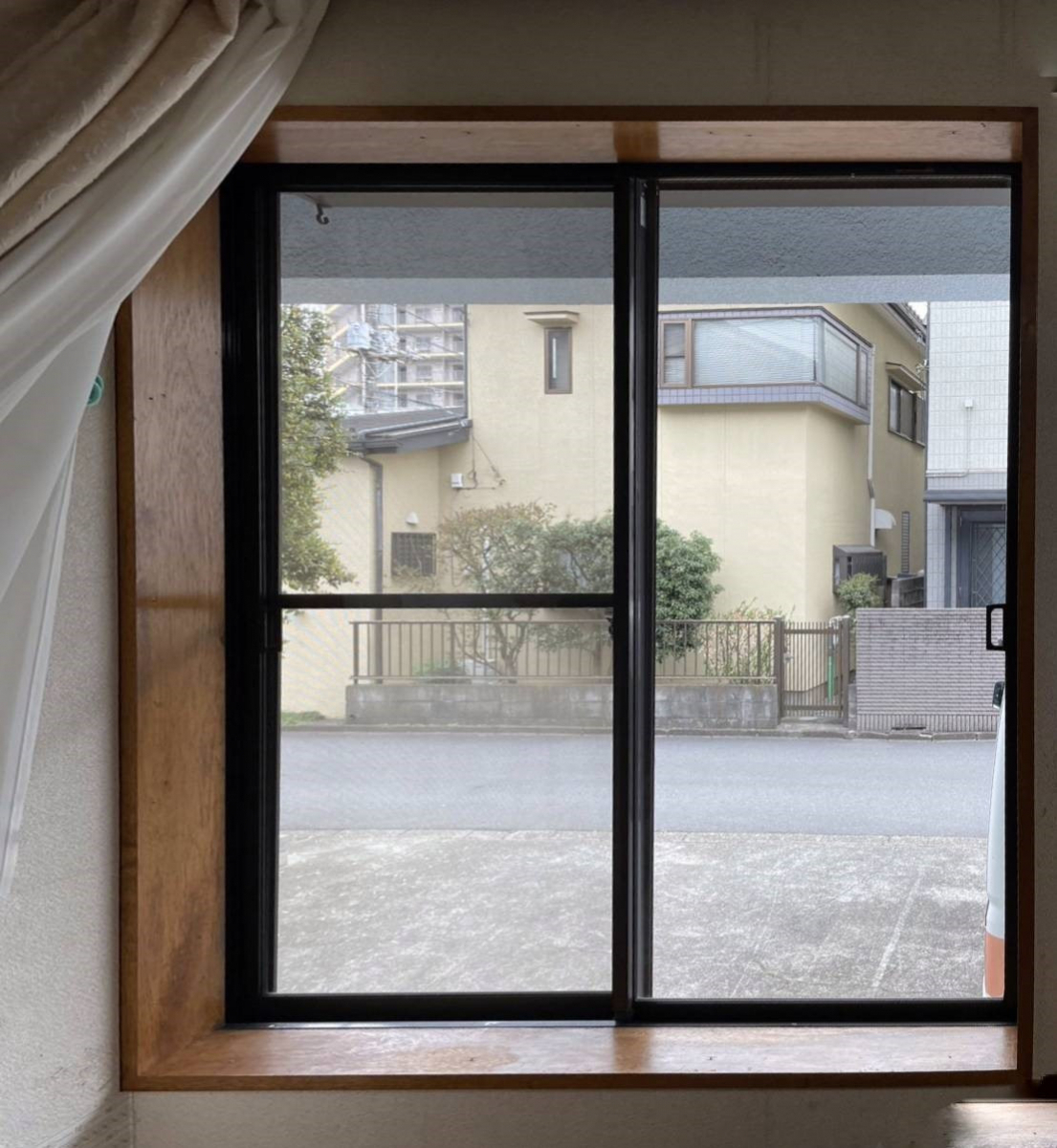 青梅トーヨー住器 青梅店のU様邸 窓リフォーム工事【インプラス】【飯能市】の施工前の写真2