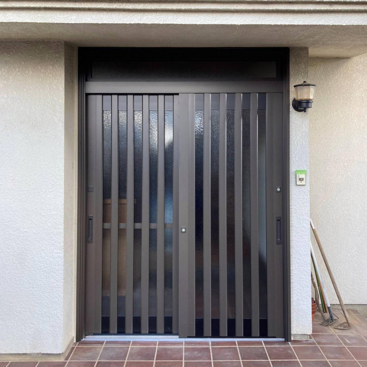 青梅トーヨー住器 青梅店のM様邸 ドアリフォーム工事【リシェント】【青梅市】の施工後の写真1