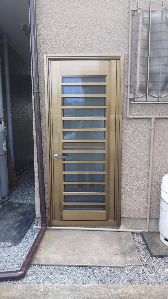 青梅トーヨー住器 青梅店のH様邸 ドアリフォーム工事【リシェント】【青梅市】の施工後の写真1