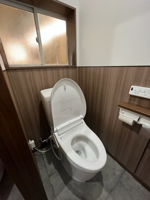 富士トーヨーのトイレが新しいと気分もUPしますね。の施工後の写真1