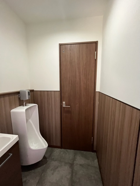富士トーヨーのトイレが新しいと気分もUPしますね。の施工後の写真2
