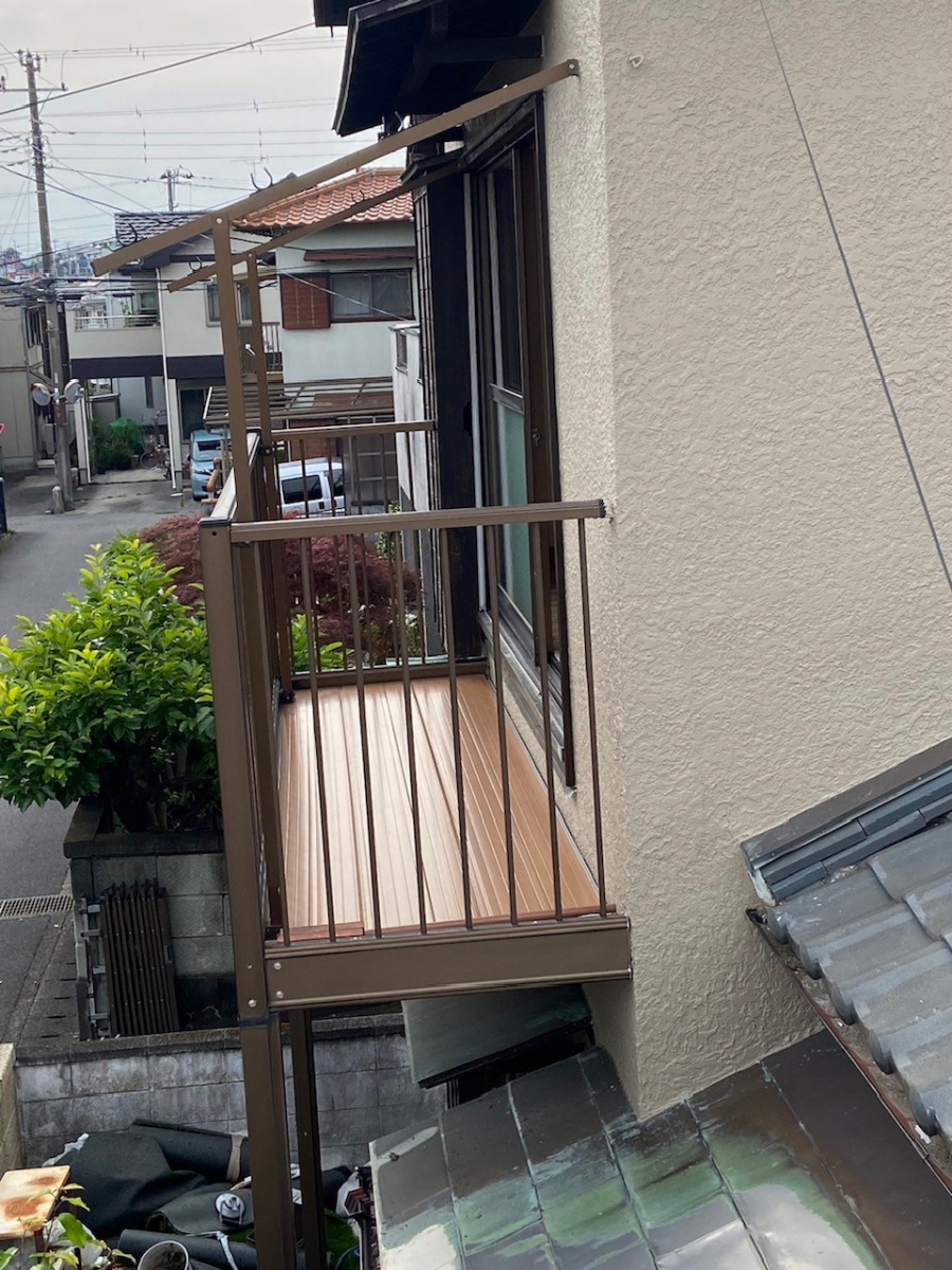 富士トーヨーの老朽化したバルコニー、部分的な取替のみでも新顔になります!の施工後の写真2