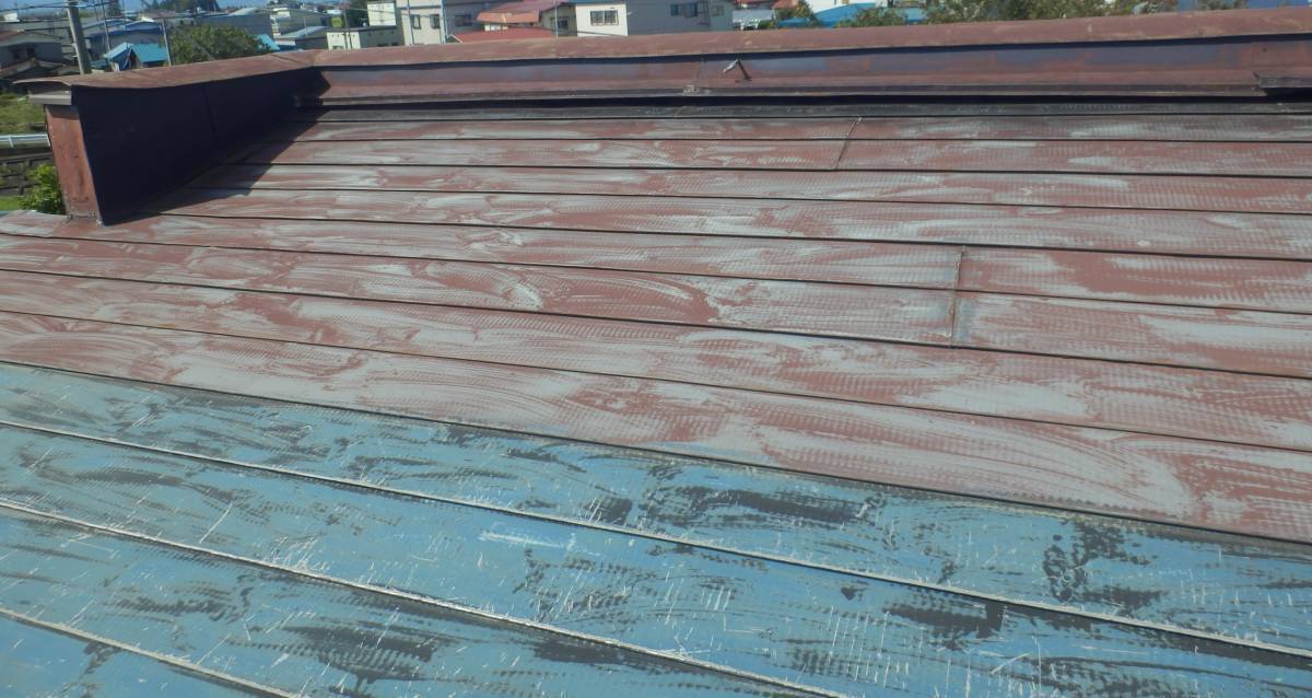 鎌田トーヨー住器の【黒石市】雨漏り…😨屋根補修しました!の施工前の写真2