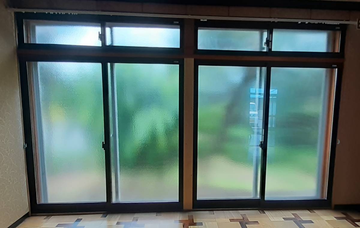鎌田トーヨー住器のインプラスで虫の侵入を防ぐ!🐝の施工後の写真1