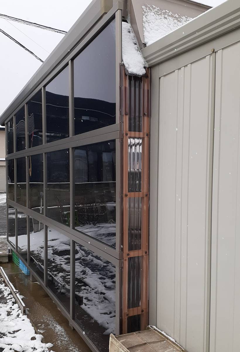 鎌田トーヨー住器の【青森市浪岡】カーポートの隙間から雪が入るのを何とかしてほしい!!の施工後の写真2