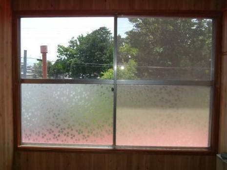 鎌田トーヨー住器の【藤崎町】寒い!眩しい!窓にも インプラスの施工前の写真1