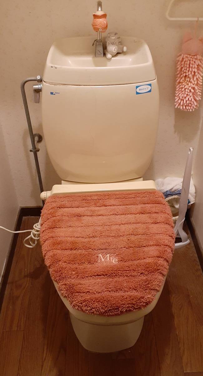 鎌田トーヨー住器の【青森市浪岡】トイレが故障したので新しくしたい!🚽の施工前の写真1