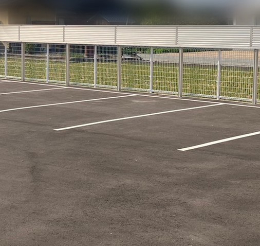 FGネクストのハイグリッドフェンスの上に目隠しフェンスをしよう!の施工後の写真1