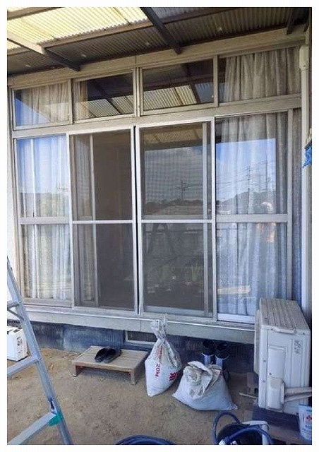 FGネクストの福山市 4枚建ての外窓交換の施工前の写真2
