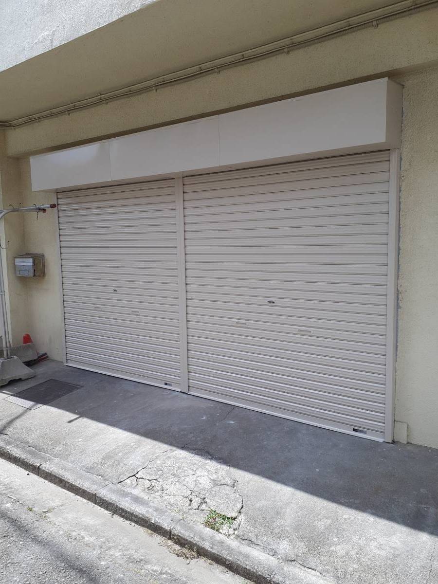 山装 リニューアル事業部の【横浜市】 シャッター工事 毎日の開け閉めを快適に!の施工後の写真1
