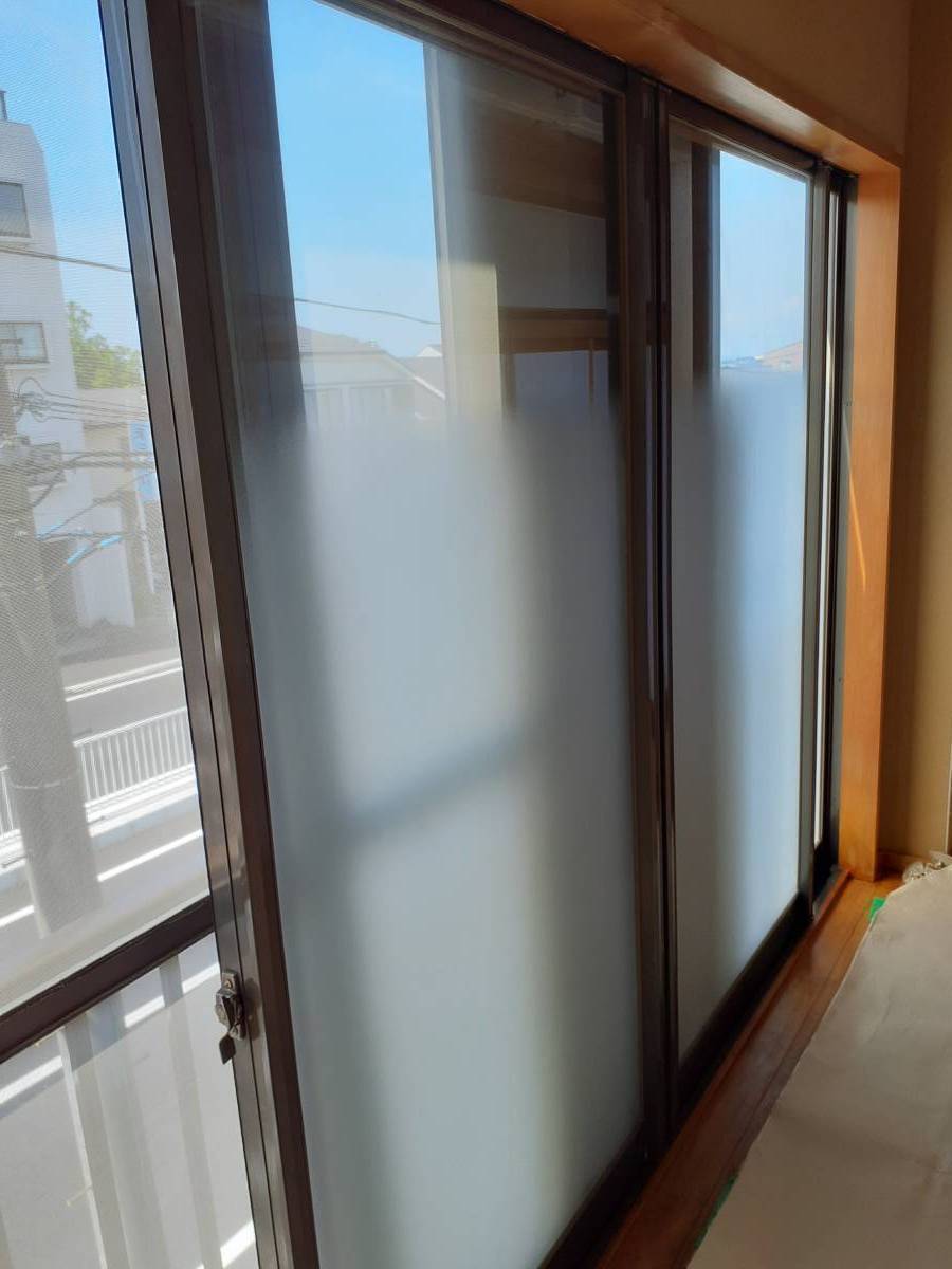 山装 リニューアル事業部の【横浜市】やって納得の窓リフォーム 窓からの遮熱と防音対策 の施工前の写真3