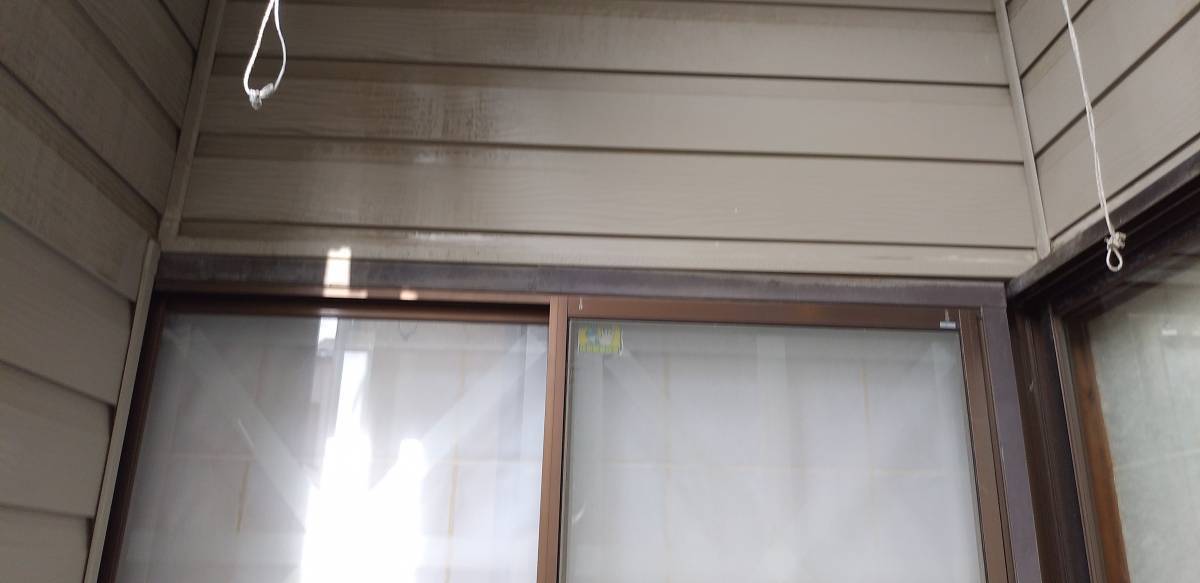 山装 リニューアル事業部の台風対策・防犯対策 シャッター 入隅でも大丈夫 の施工前の写真1