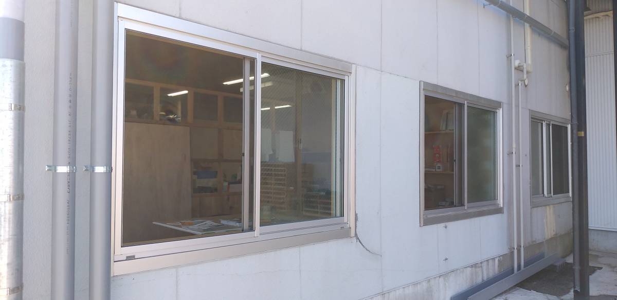山装 リニューアル事業部の夏の窓 遮熱対策 窓からの暑さを外で防ぎます。の施工前の写真1