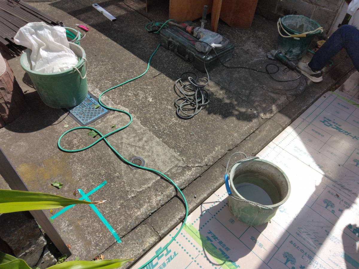 山装 リニューアル事業部の【横浜市 伸縮門扉工事】の施工前の写真1